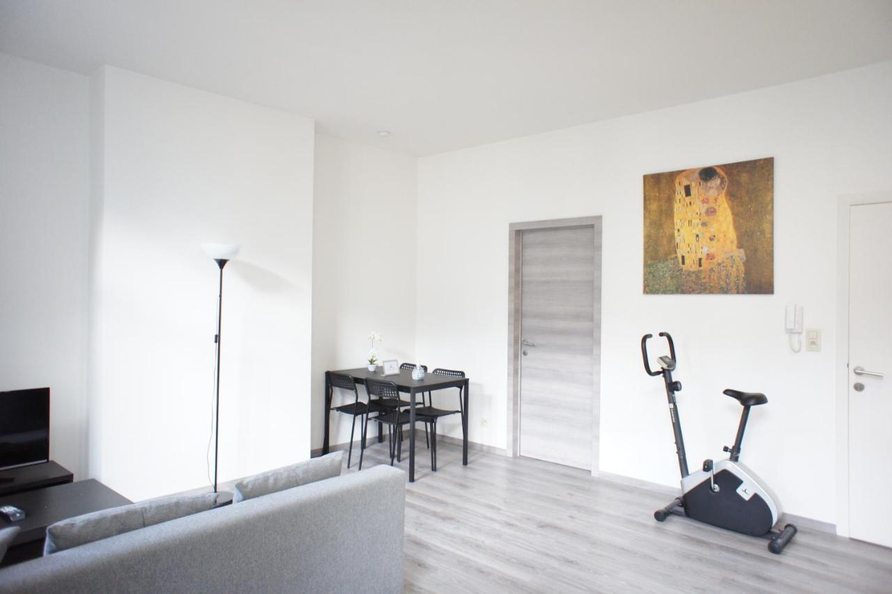 Apartments Berlaymont Ohy Brussel Bagian luar foto